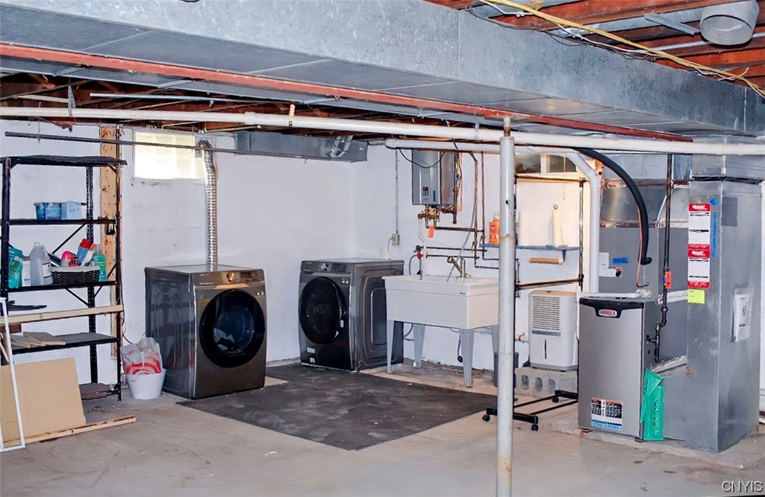 142 Hopper Road Syracuse, NY 13207 - Photo 35 of 39