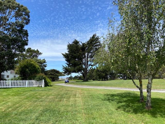 6 Muirfield Road Half Moon Bay, CA 94019 - Photo 17 of 25 a view of a garden