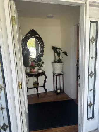 $4,000 | 1 Hamlet Road, Levittown, NY 11756