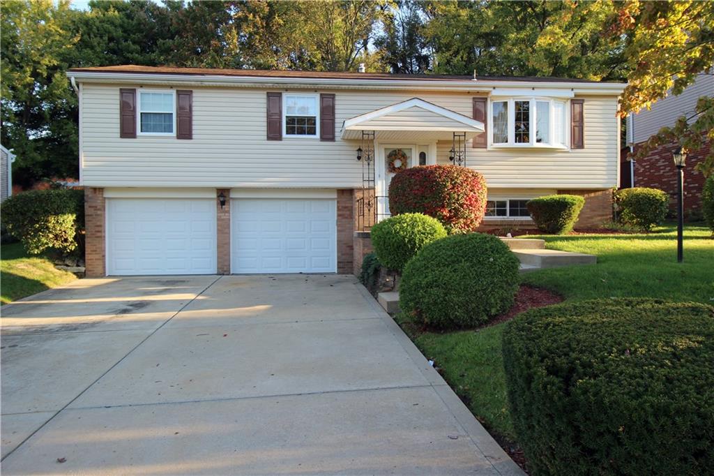 349 Oak Road Plum, PA 15239 - Photo 1 of 21
