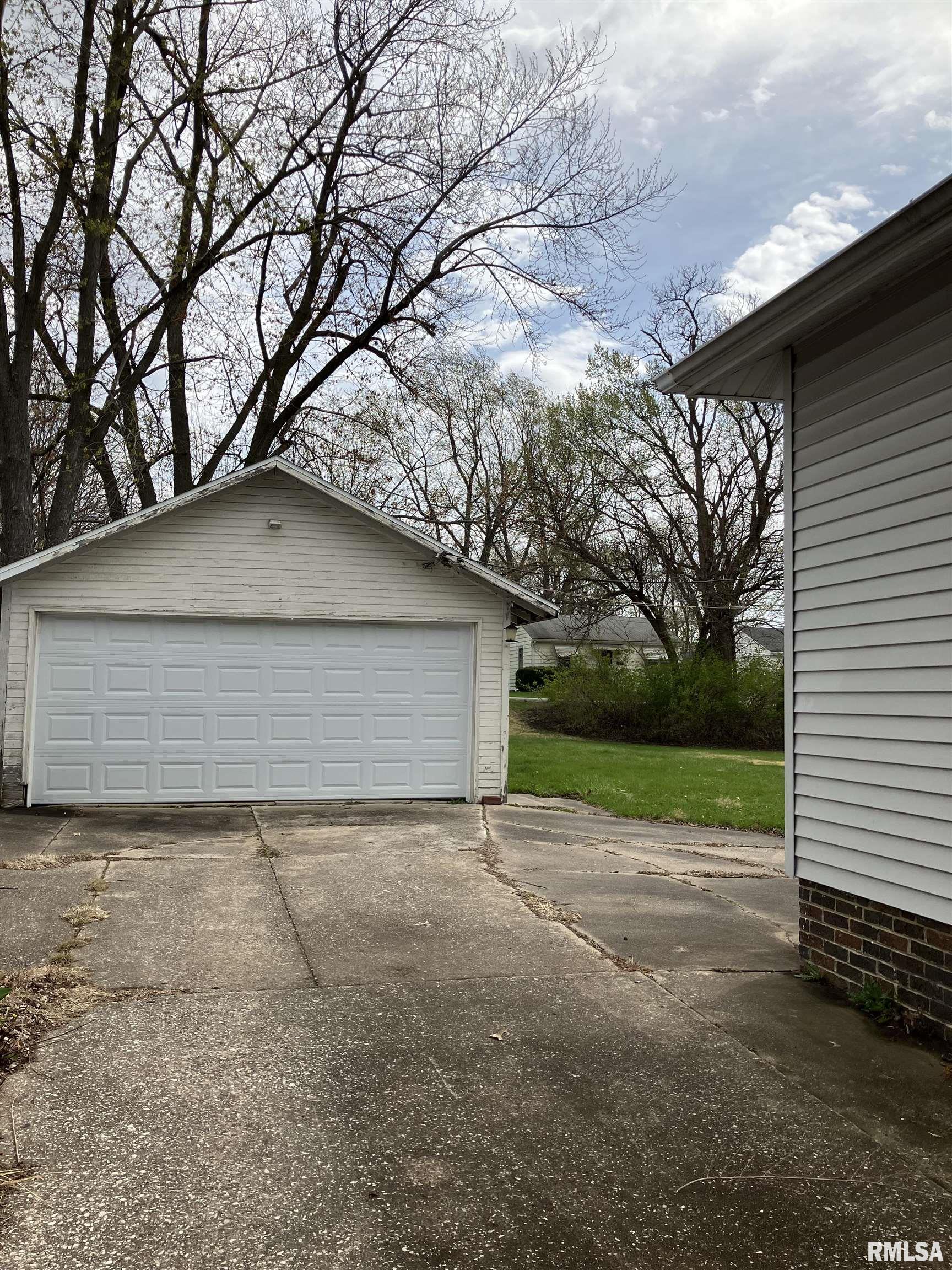 809 South Johnson Street Macomb, IL 61455 - Photo 14 of 14 Gallery Image 14