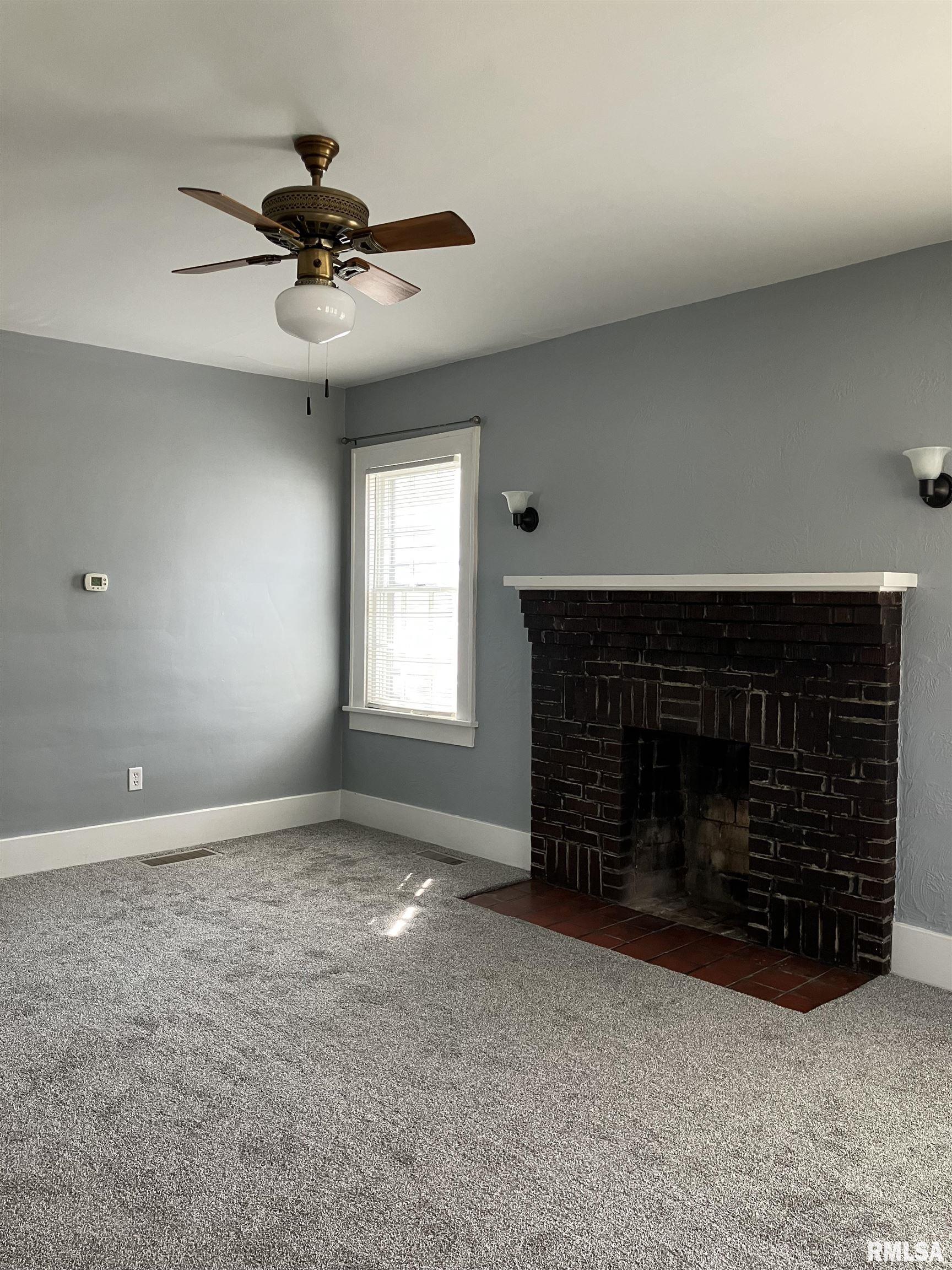 809 South Johnson Street Macomb, IL 61455 - Photo 6 of 14 Gallery Image 6