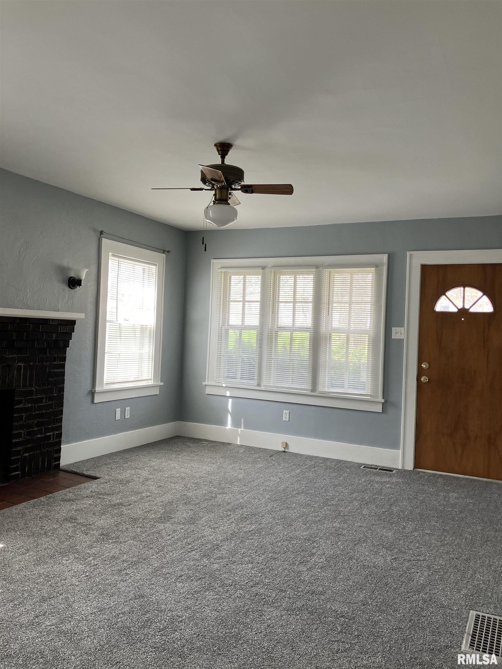 809 South Johnson Street Macomb, IL 61455 - Photo 7 of 14 Gallery Image 7