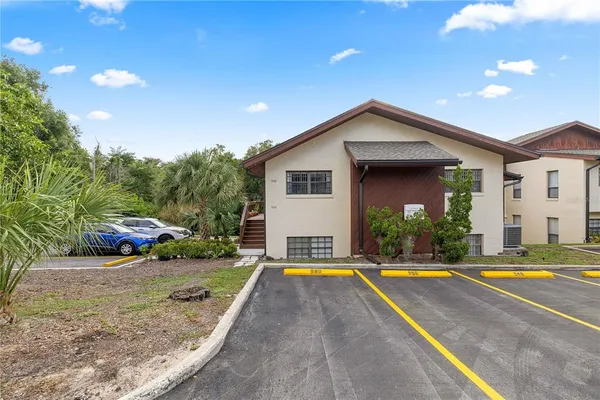 $239,999 | 964 5th Street, Unit 964, Clermont, FL 34711