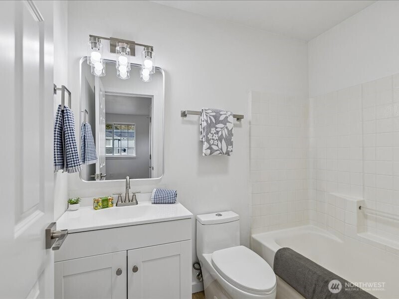 5104 Southwest 154th Street Street Southwest Edmonds, WA 98026 - Photo 24 of 25