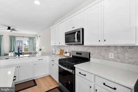 $419,999 | 142 Bamboo Shoot Lane, Winchester, VA 22603