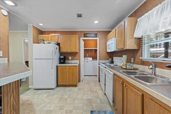 $335,000 | 1421 Oak Pond Lane, Steinhatchee, FL 32359