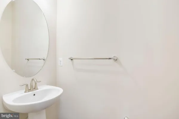 $3,450 | 7045 Banbury Drive, Hanover, MD 21076