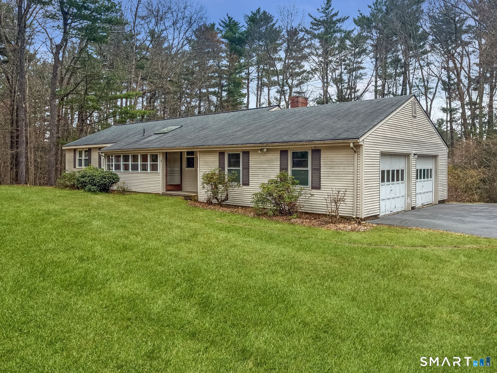 9 Bridlepath Road Simsbury, CT 06092 - Photo 11 of 38