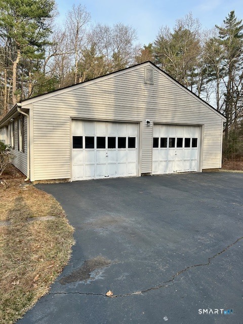 9 Bridlepath Road Simsbury, CT 06092 - Photo 14 of 38