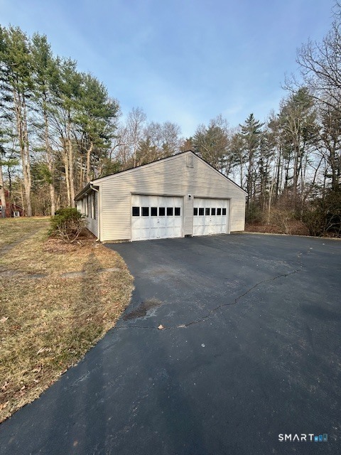 9 Bridlepath Road Simsbury, CT 06092 - Photo 16 of 38