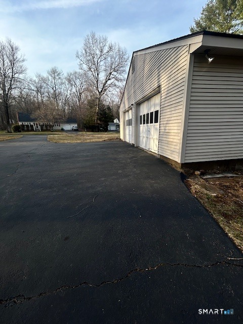 9 Bridlepath Road Simsbury, CT 06092 - Photo 38 of 38