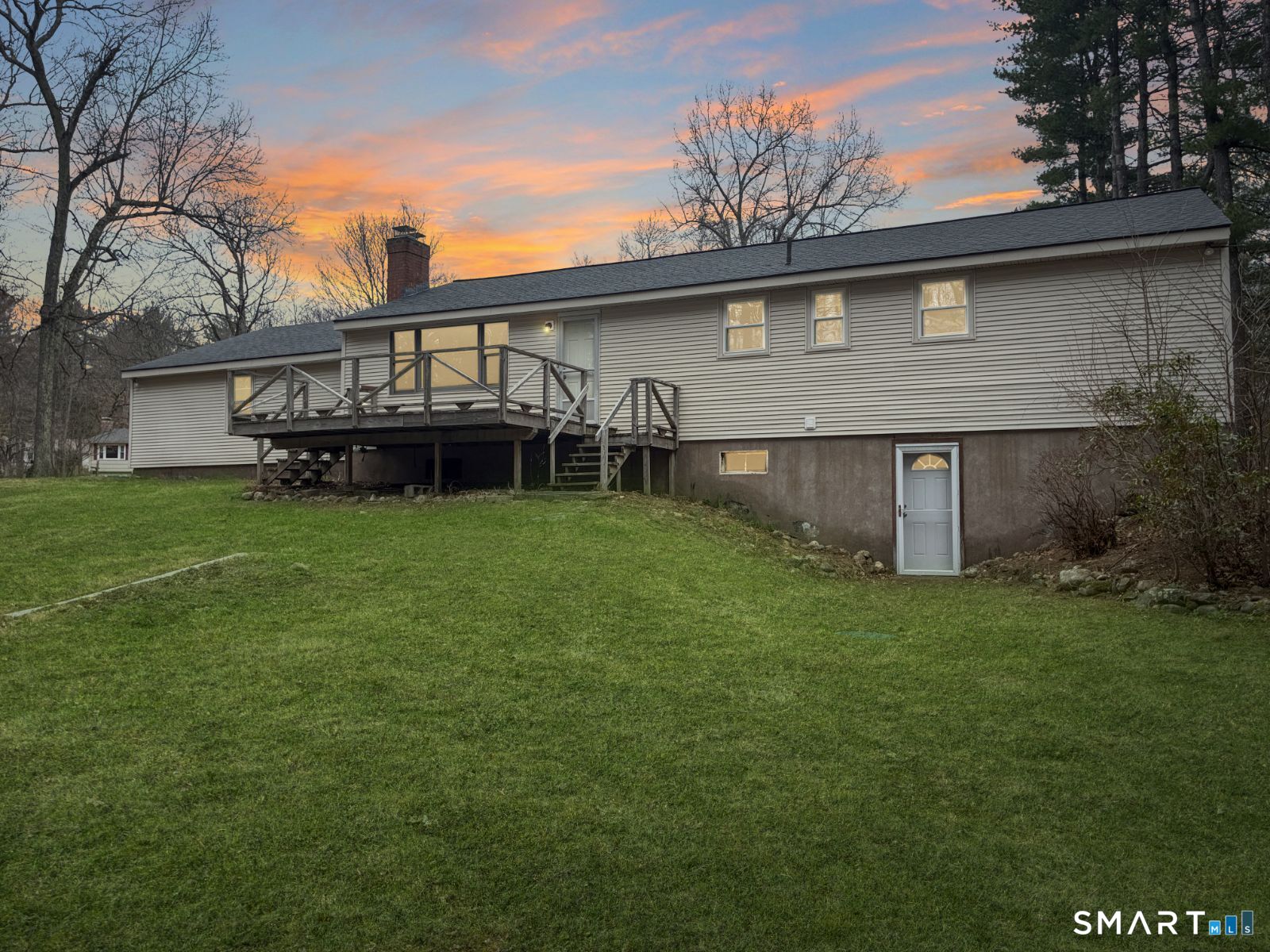 9 Bridlepath Road Simsbury, CT 06092 - Photo 10 of 38