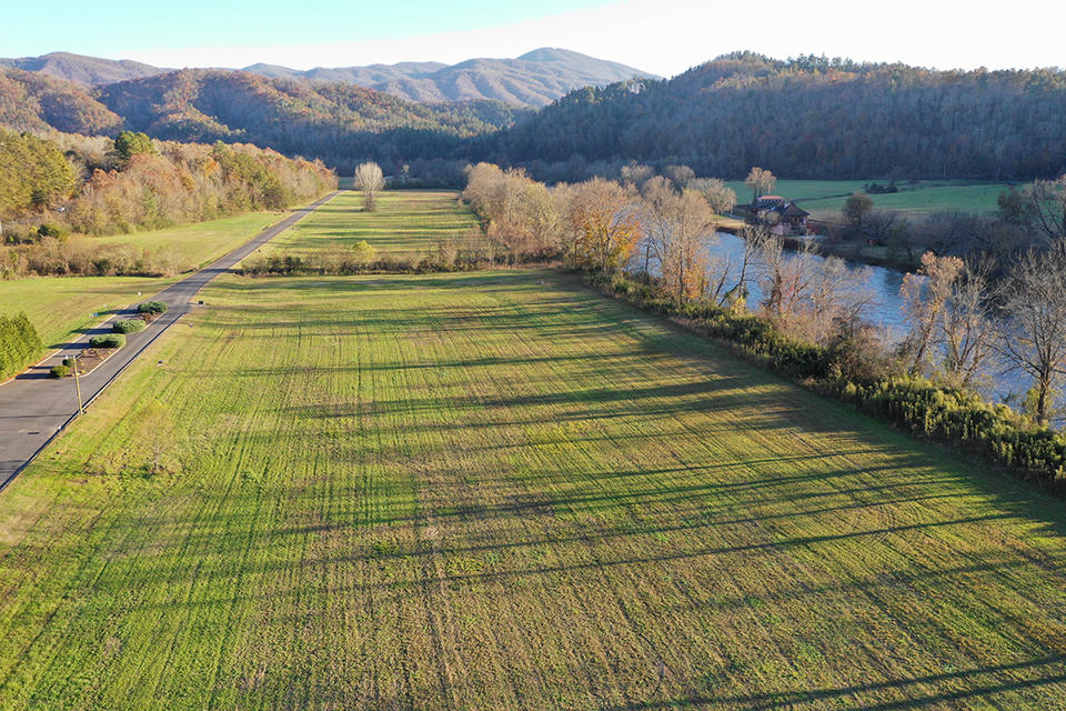 19 River Rpds Way Del Rio, TN 37727 - Photo 3 of 6 3