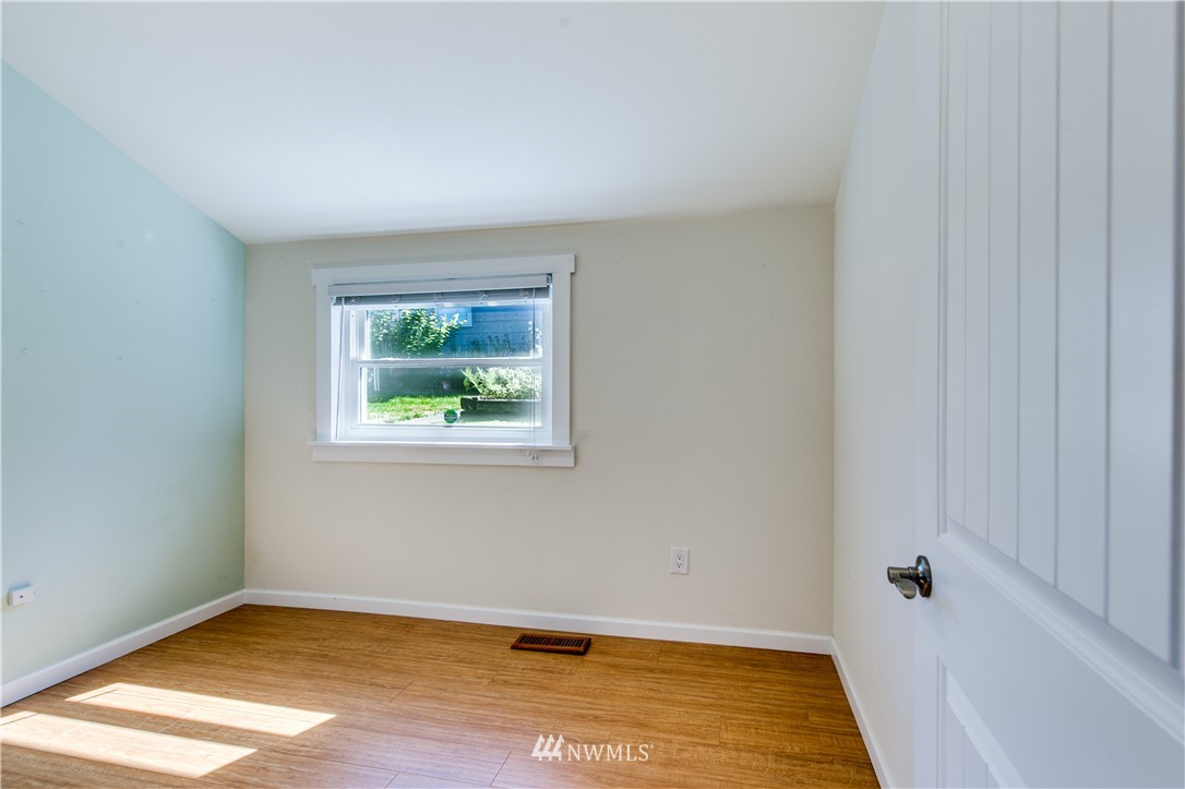 812 Renton Avenue South Renton, WA 98057 - Photo 13 of 23