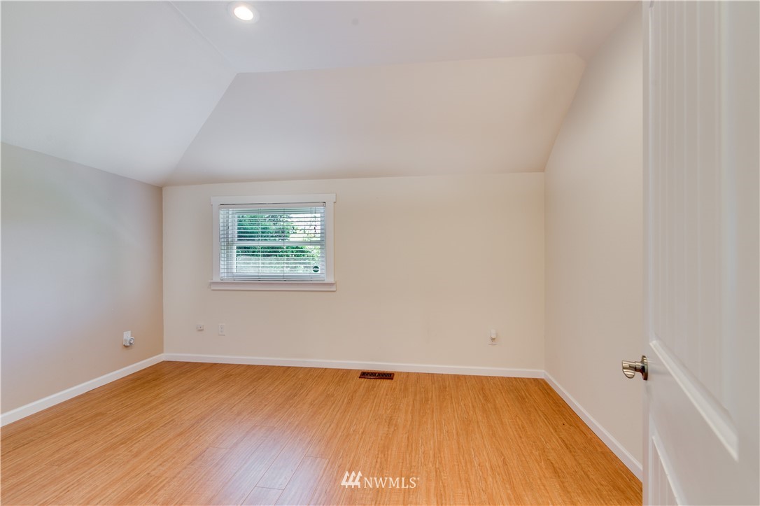 812 Renton Avenue South Renton, WA 98057 - Photo 15 of 23