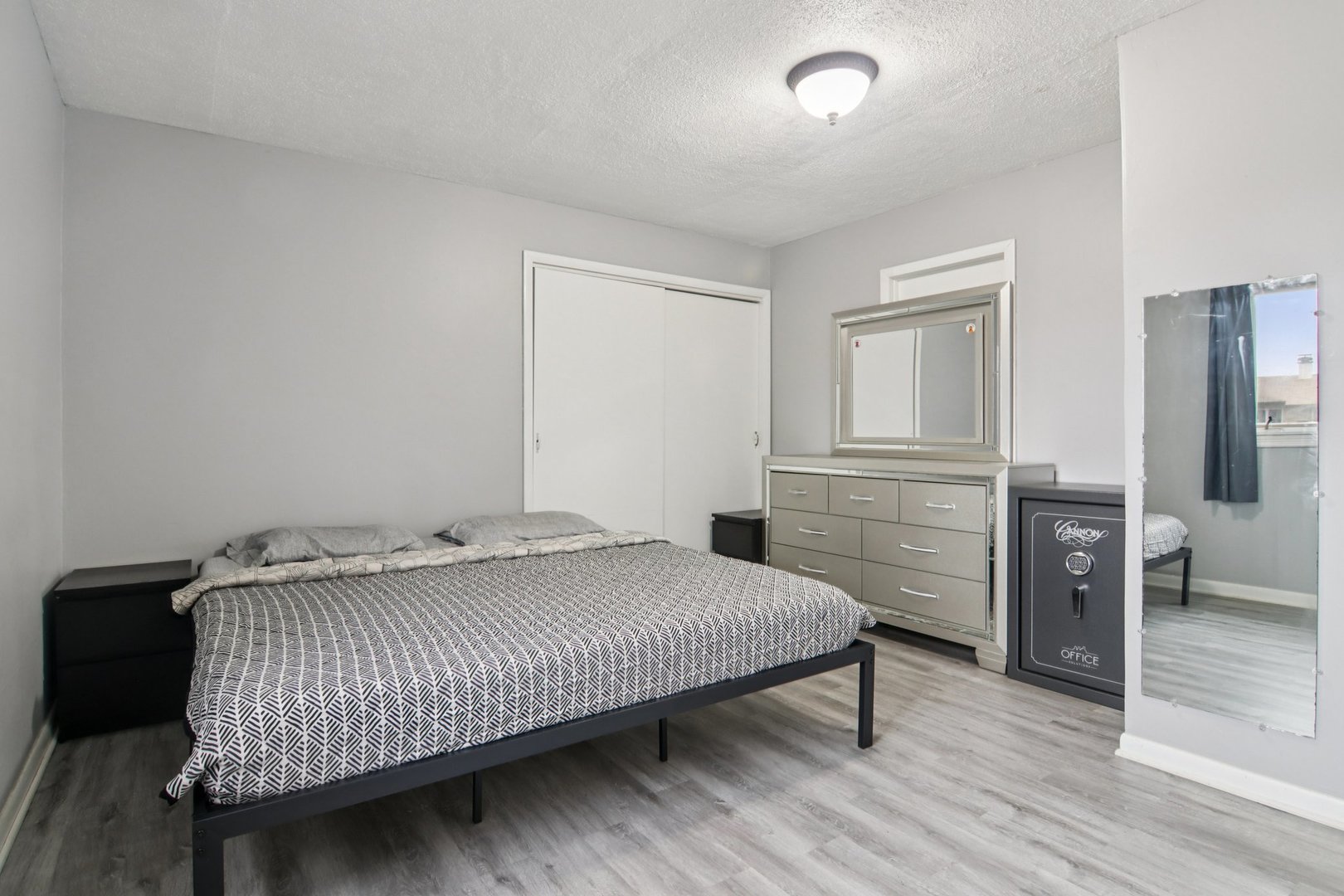 1625 Dennison Road Hoffman Estates, IL 60169 - Photo 26 of 37