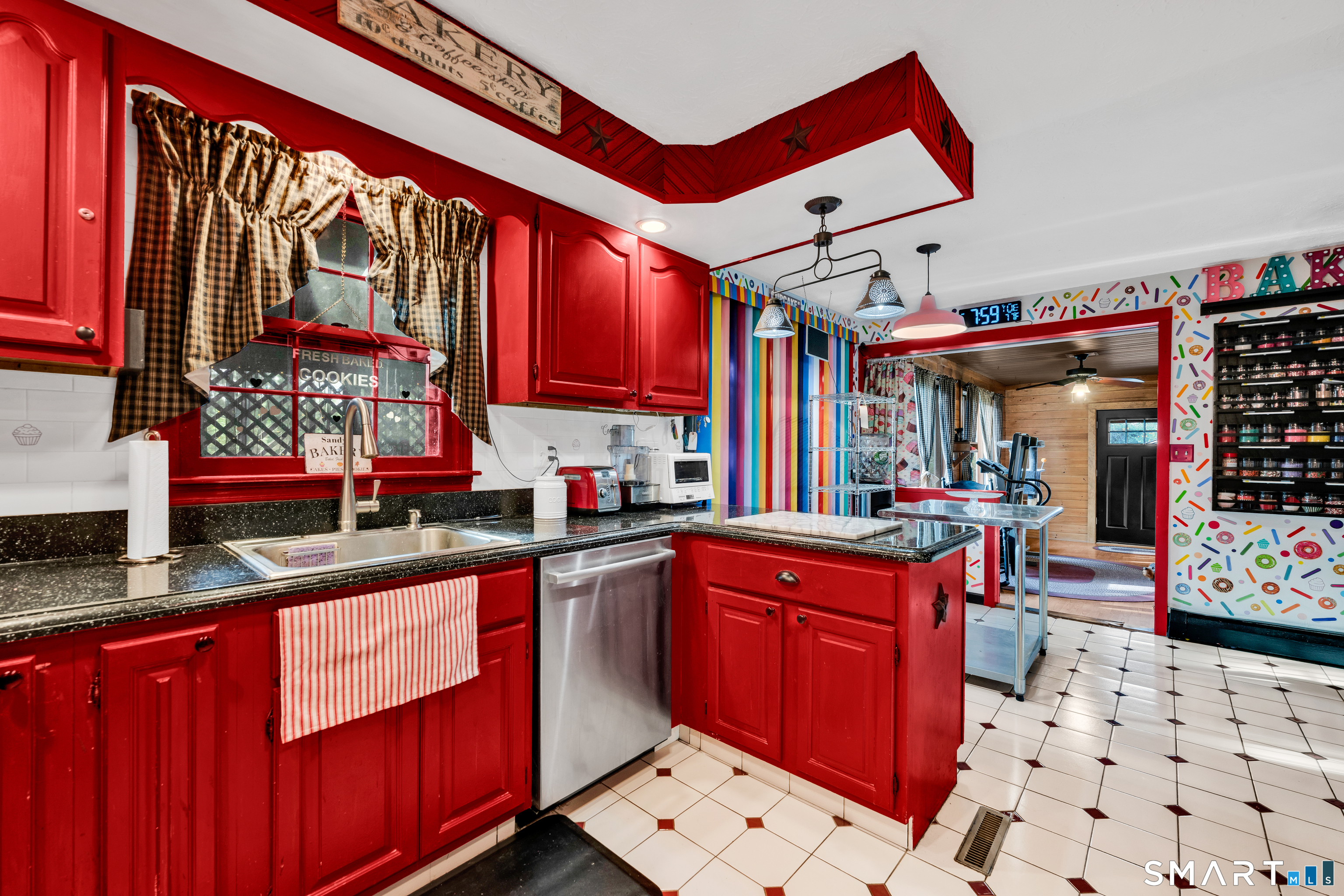 168 Old Stagecoach Road Meriden, CT 06450 - Photo 15 of 36 Gallery Image 15