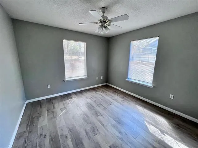 $1,999 | 6311 Thomasville Road, Tallahassee, FL 32309