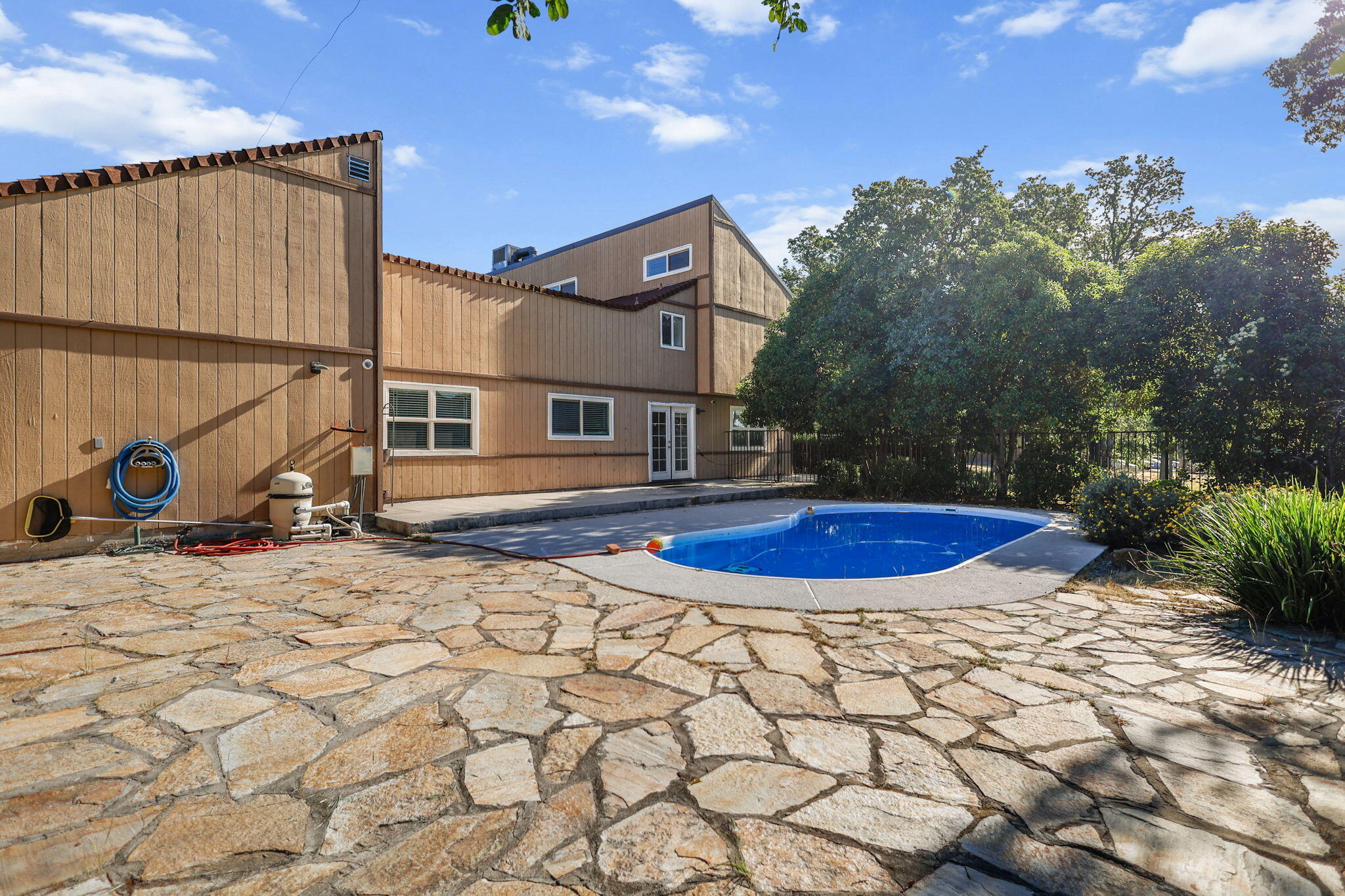 21445 Wilcox Road Red Bluff, CA 96080 - Photo 34 of 39 Pool