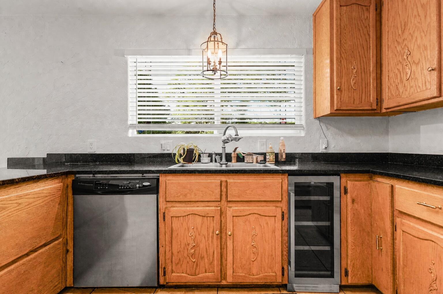 21445 Wilcox Road Red Bluff, CA 96080 - Photo 10 of 39 Kitchen