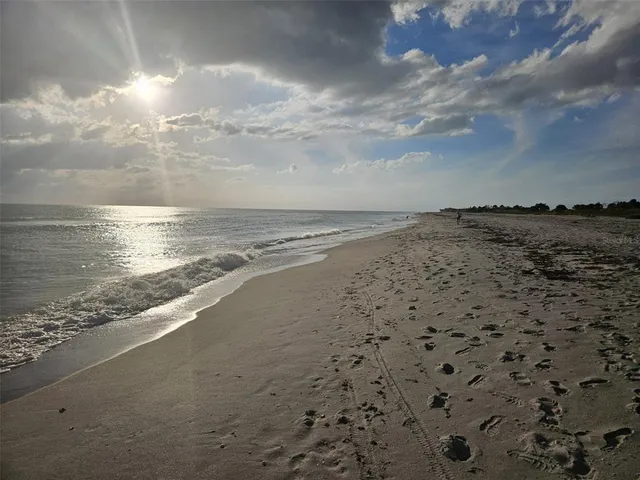 $4,350 | 1760 Gulf Boulevard, Unit 601, Englewood, FL 34223