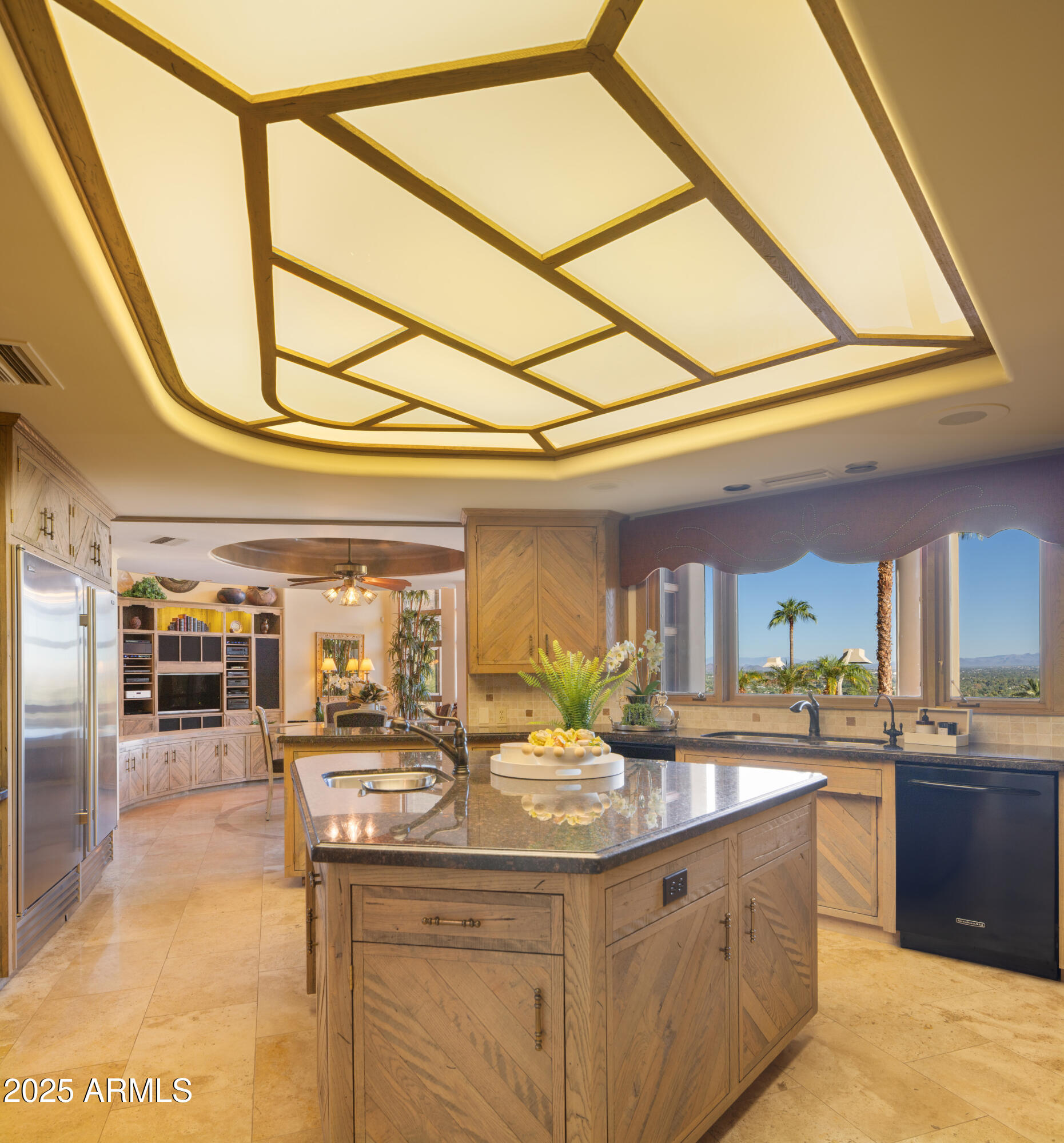 5407 East Roadrunner Road Paradise Valley, AZ 85253 - Photo 35 of 45 Kitchen Island