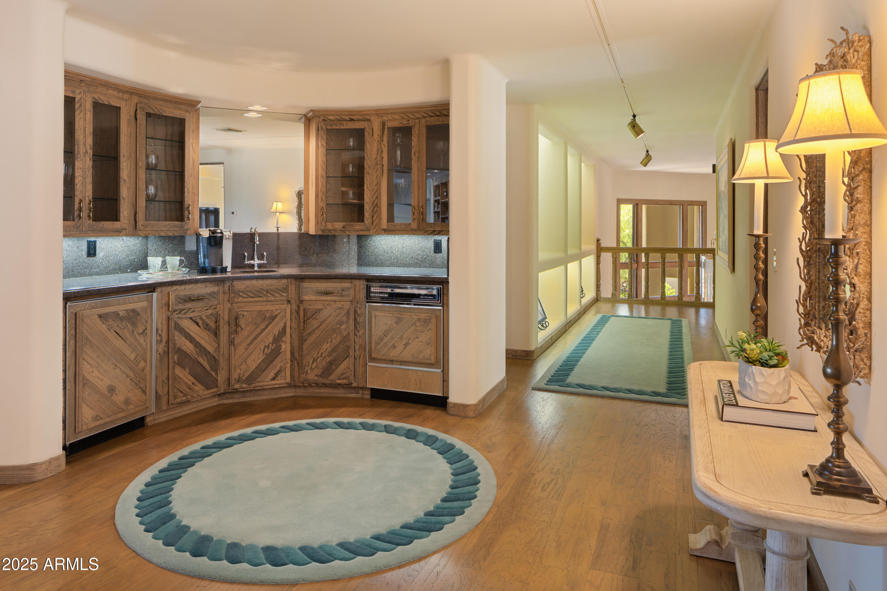 5407 East Roadrunner Road Paradise Valley, AZ 85253 - Photo 41 of 45 Upstairs Bar