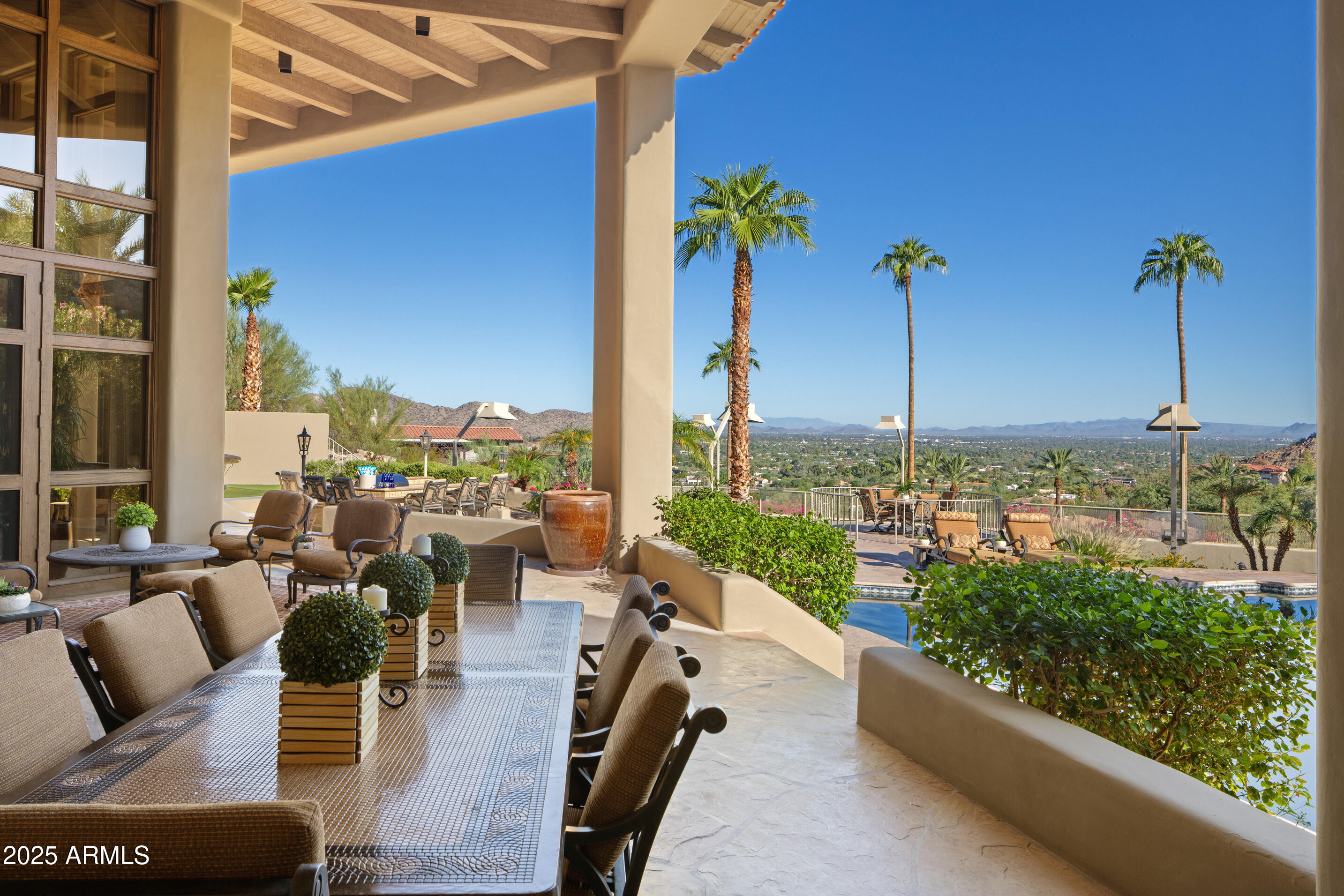 5407 East Roadrunner Road Paradise Valley, AZ 85253 - Photo 43 of 45 Patio Dining