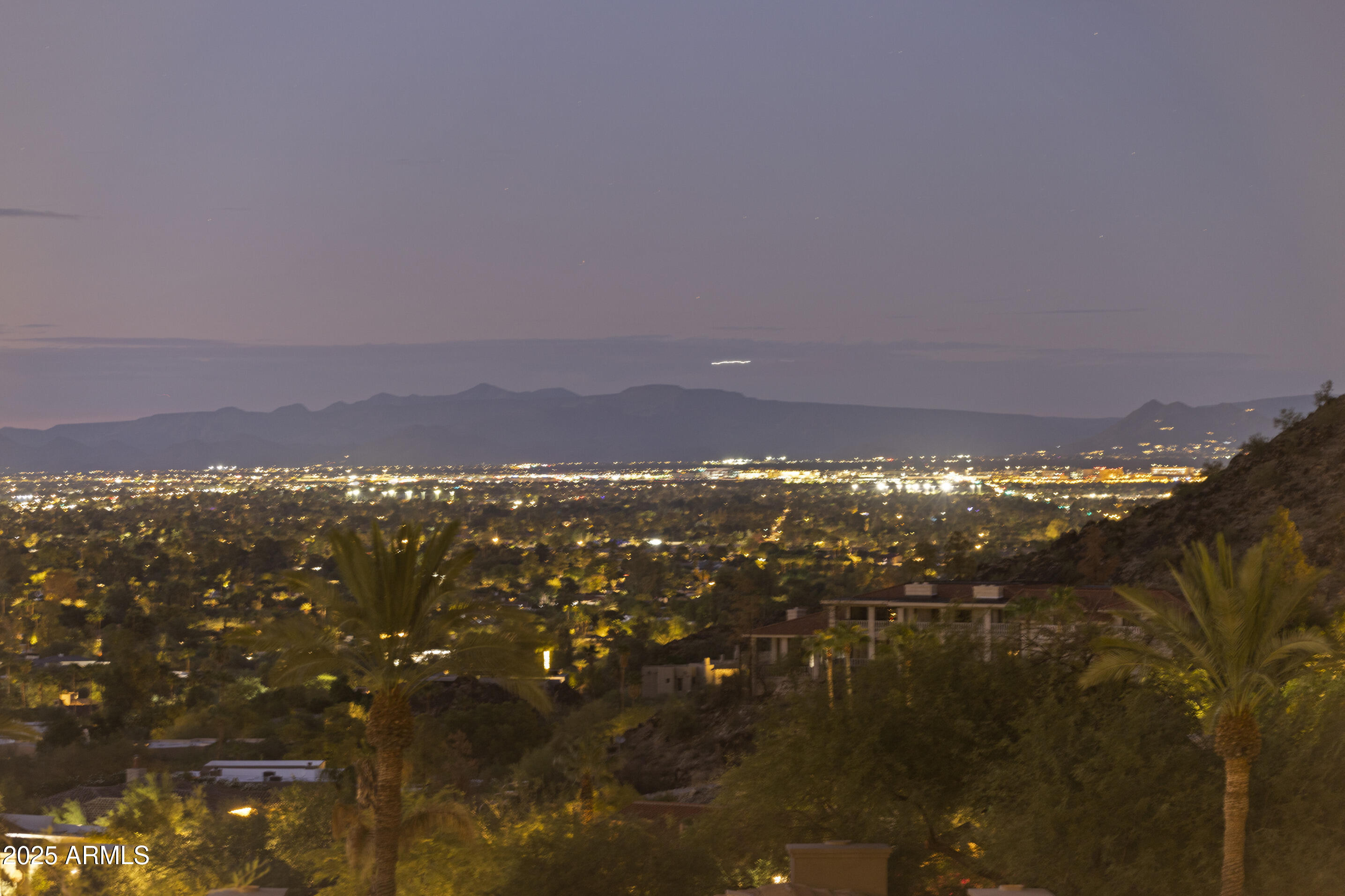 5407 East Roadrunner Road Paradise Valley, AZ 85253 - Photo 8 of 45 City and Mtn Views