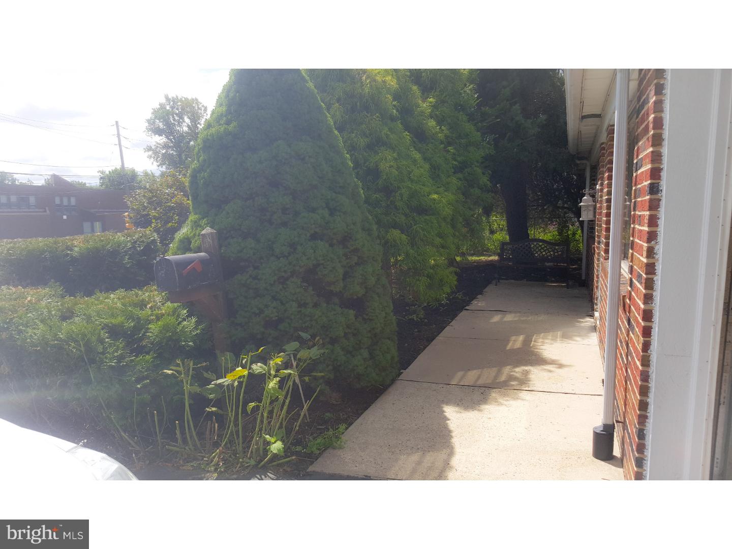 8726 Verree Road Philadelphia, PA 19115 - Photo 2 of 20