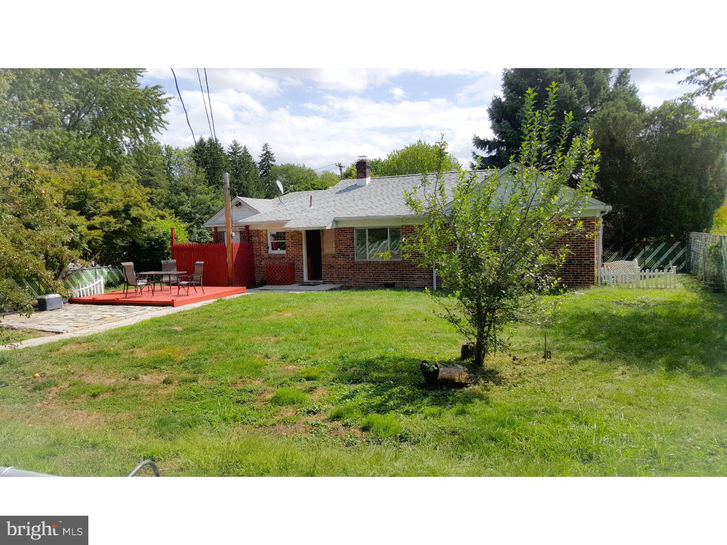 8726 Verree Road Philadelphia, PA 19115 - Photo 17 of 20
