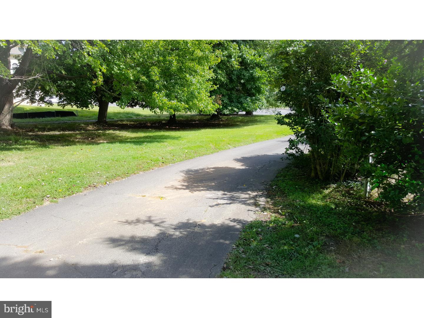 8726 Verree Road Philadelphia, PA 19115 - Photo 19 of 20