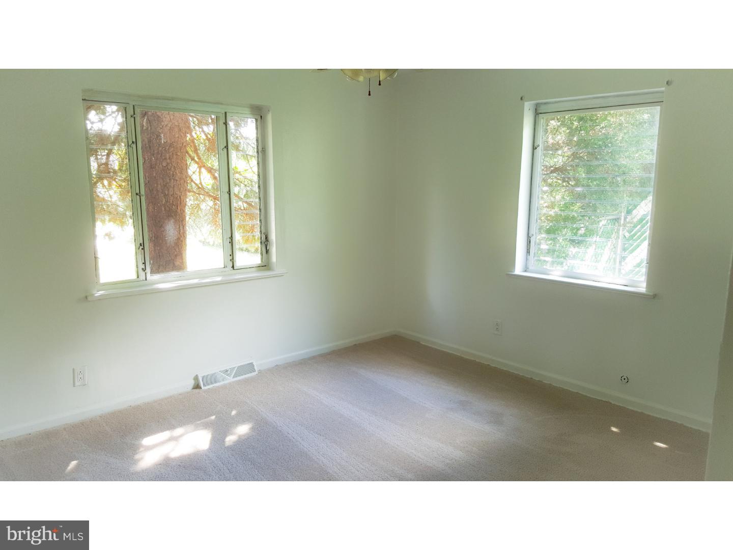 8726 Verree Road Philadelphia, PA 19115 - Photo 8 of 20