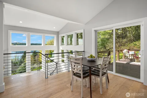 $2,998,000 | 1650 204th Avenue Northeast, Sammamish, WA 98074