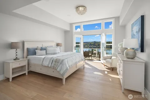 $2,998,000 | 1650 204th Avenue Northeast, Sammamish, WA 98074