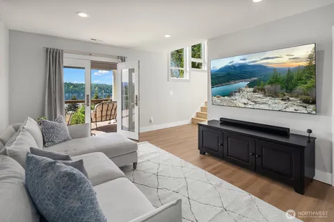 $2,998,000 | 1650 204th Avenue Northeast, Sammamish, WA 98074