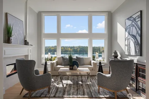 $2,998,000 | 1650 204th Avenue Northeast, Sammamish, WA 98074