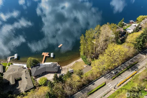 $2,998,000 | 1650 204th Avenue Northeast, Sammamish, WA 98074