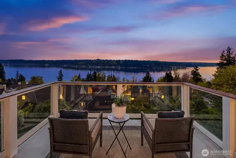$2,998,000 | 1650 204th Avenue Northeast, Sammamish, WA 98074