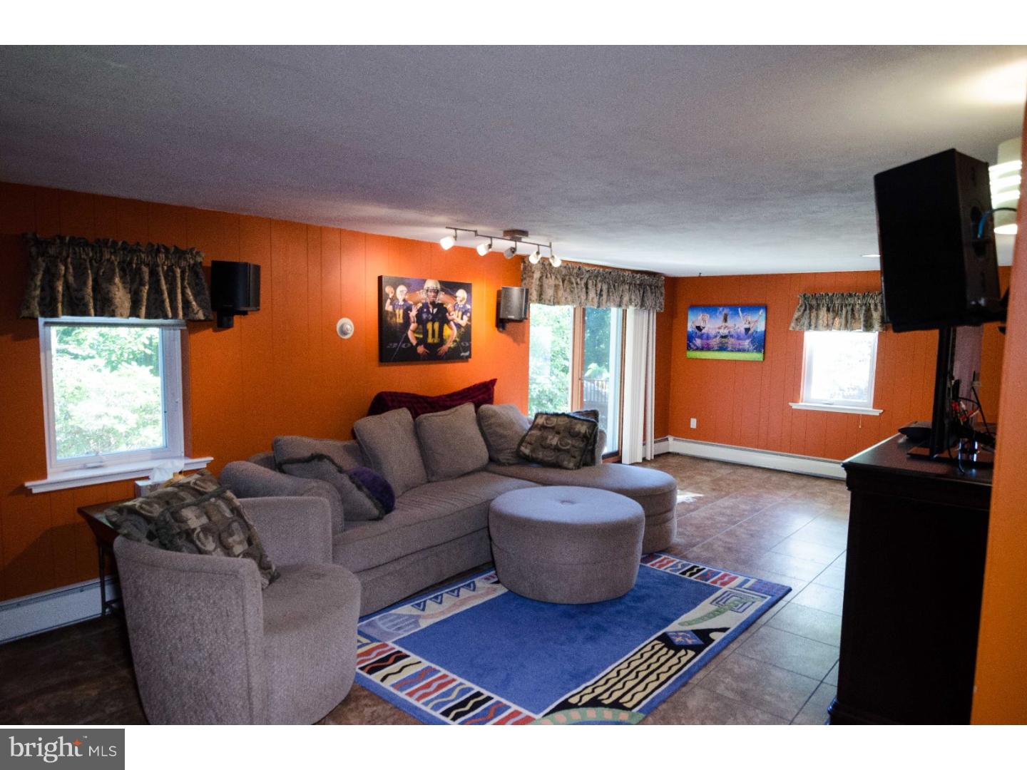 3295 Pine Road Huntingdon Valley, PA 19006 - Photo 6 of 25 Gallery Image 6