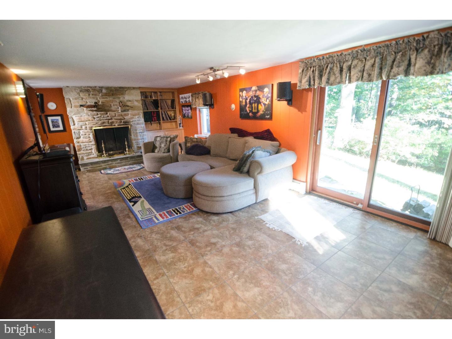 3295 Pine Road Huntingdon Valley, PA 19006 - Photo 7 of 25 Gallery Image 7