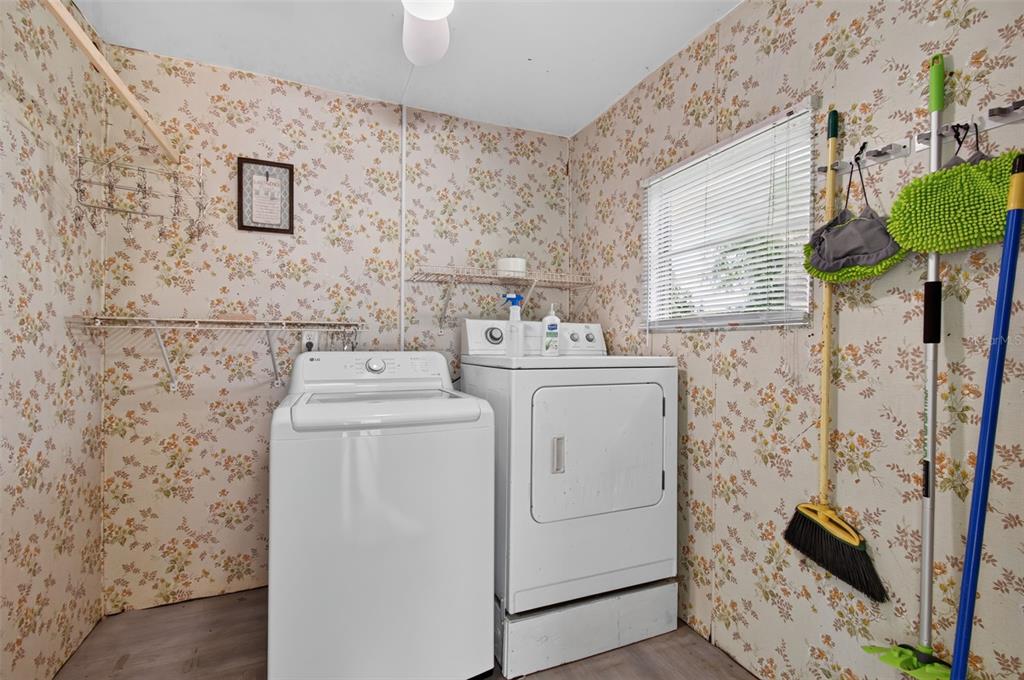 1674 Northeast 162nd Street Citra, FL 32113 - Photo 23 of 27