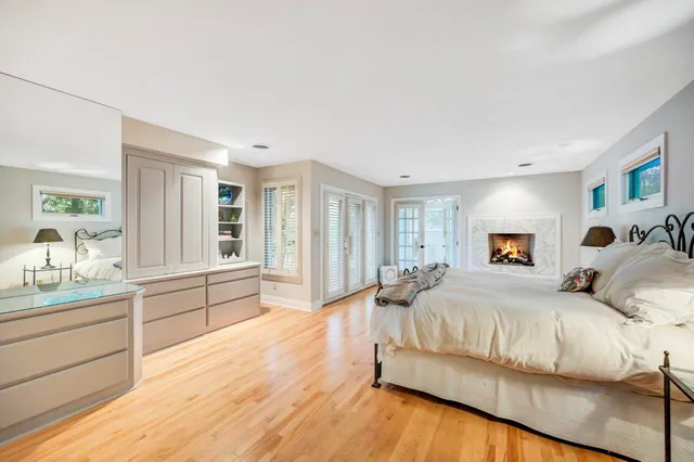 $947,000 | 938 Meadow Circle, Bethlehem, PA 18017