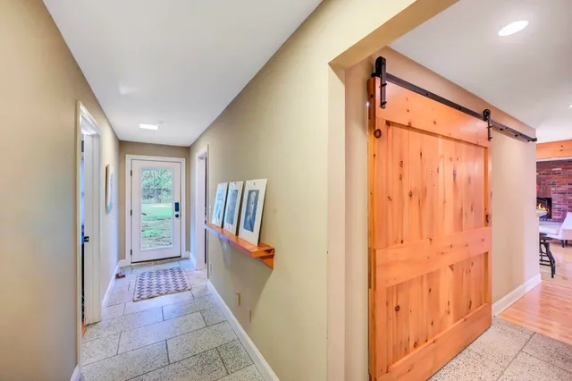 $947,000 | 938 Meadow Circle, Bethlehem, PA 18017