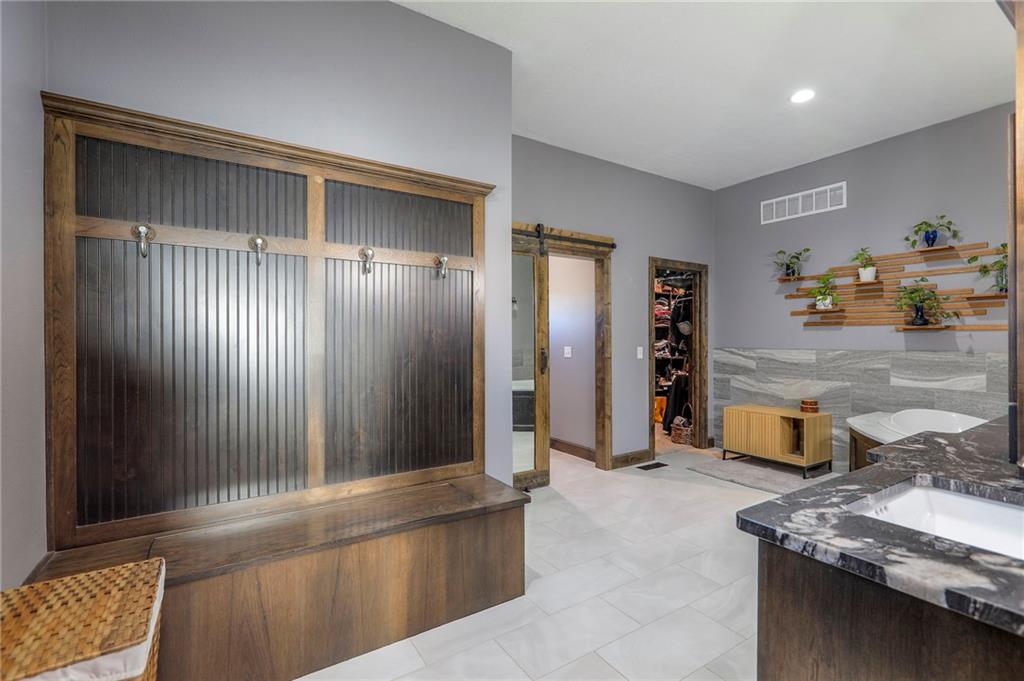 300 East White Road Oak Grove, MO 64075 - Photo 22 of 72