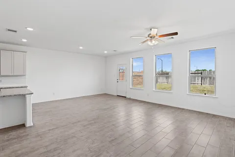 $369,000 | 5742 Aurora Grns Lane, Katy, TX 77493