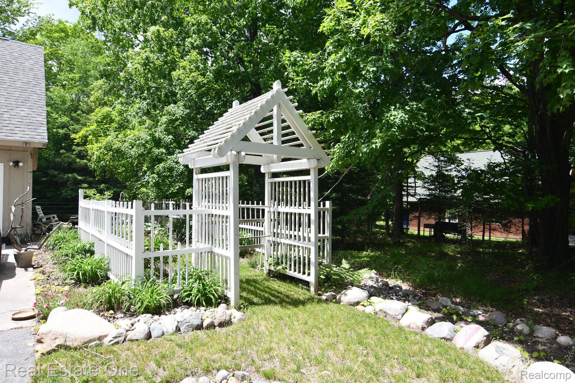4369 Racoon Trail Lincoln, MI 48742 - Photo 8 of 36 Garden Area