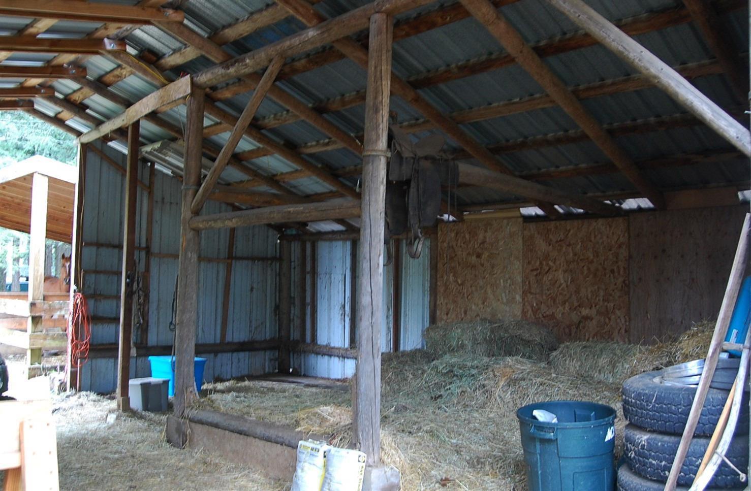 310 Page Creek Road Cave Junction, OR 97523 - Photo 22 of 31 Hay barn