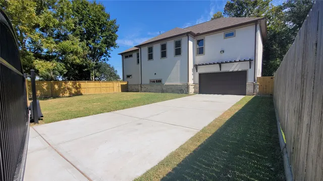 $6,400 | 9729 Neuens Road, Houston, TX 77080